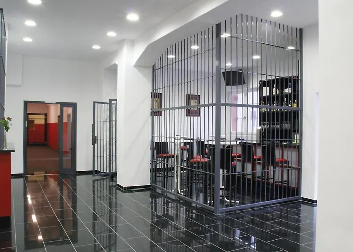 Alcatraz Am Japanischen Garten Kaiserslautern